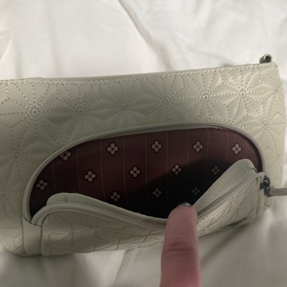 Lug NWT fabulous Quilted Crossbody Bag in Cream! All three straps and Dusty inc! - Picture 5 of 7